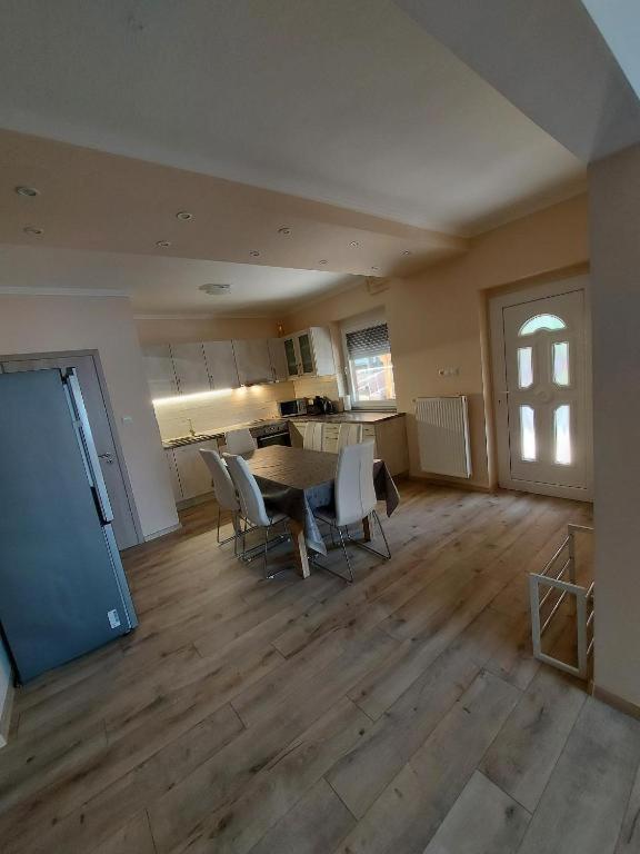 Istvan Apartmanok Keszthely Exterior foto