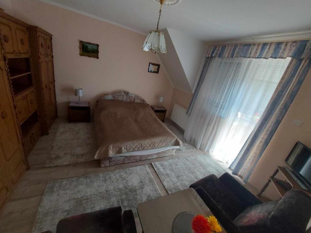Istvan Apartmanok Keszthely Exterior foto